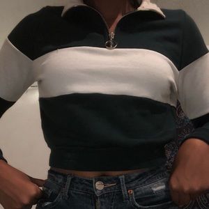 Green & white cropped sweater.